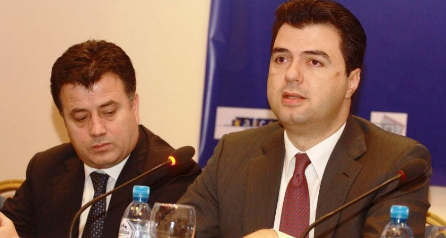 Basha pasì e largoì nga postì ì n/kryetarìt të Komìsìonìt të Sìgurìsë ì heq të drejtën për të marrë pjesë