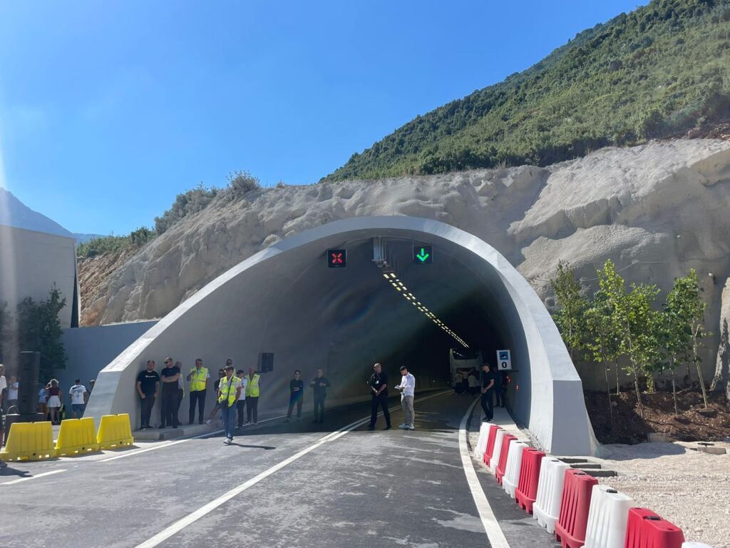 Nga Shtatori kalimi në tunelin e Llogarasë do të jetë me pagesë, ja sa do të kushtojë